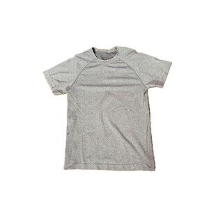 Fabletics Men's Small - The Training Day Tee Shirt - Mid Grey Heather Gray - Gym